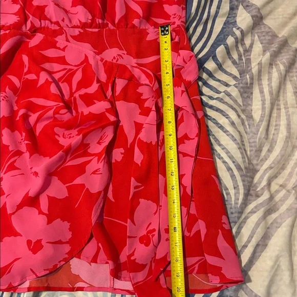 Cupshe One-Shoulder Faux Wrap Dress - Picture 7 of 7